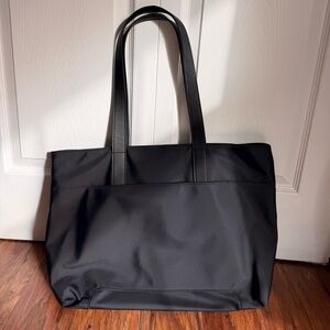 Away / The Everywhere Tote